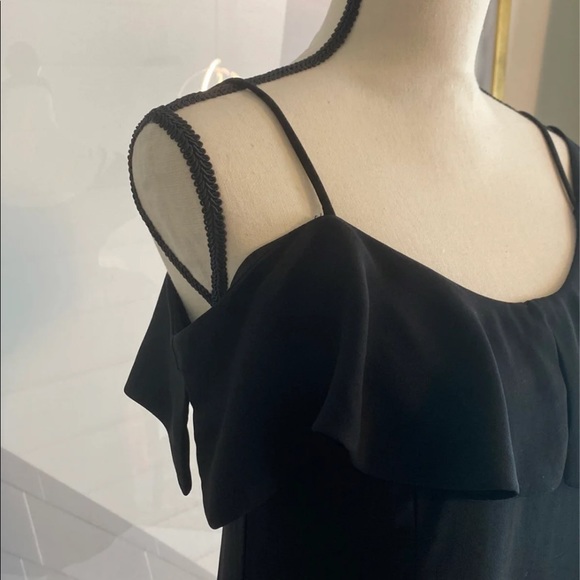 Zara off the shoulder dress. Size XS - Picture 1 of 5